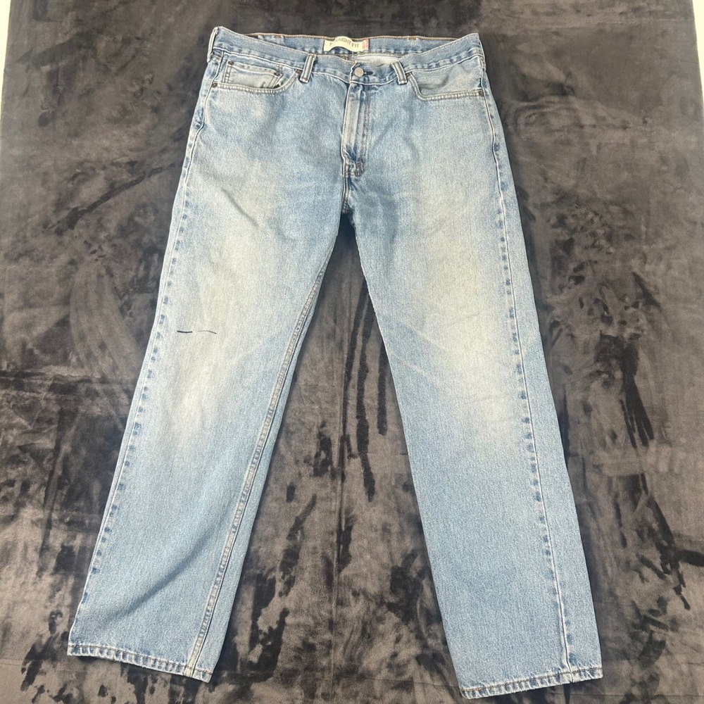 Levis 505 Straight Fit Jeans Mens‎ 38x32 Light Wash Blue Denim 3439